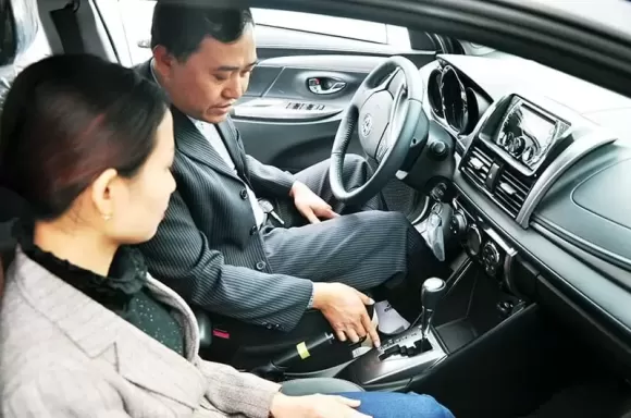 Từ 2025, người đủ điều kiện thế nào mới được học giấy phép lái xe